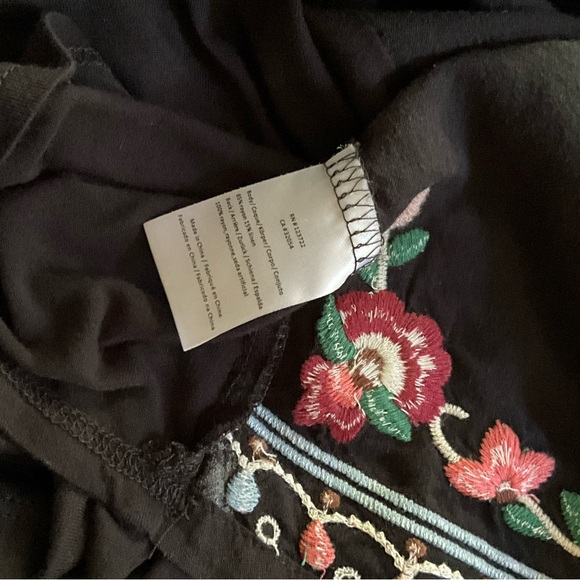 One September Anthropologie Embroidered Floral Top Large - Picture 6 of 8